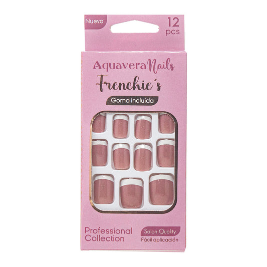 Aquavera Nails Modelo French 3