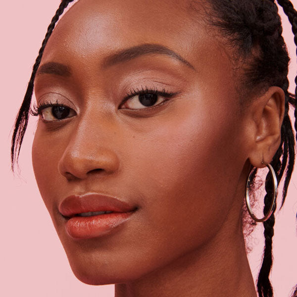 dandelion-twinkle-soft-nude-pink-highlighter-2