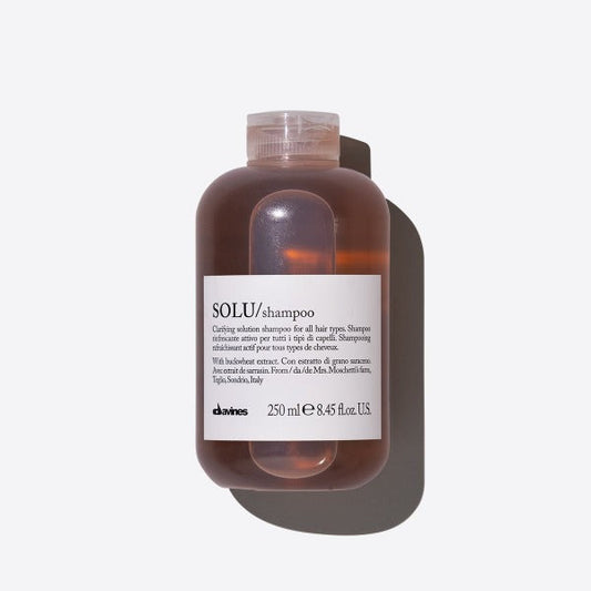 75026_ESSENTIAL_HAIRCARE_SOLU_Shampoo_250ml_Davines_2000x-1-1.jpg