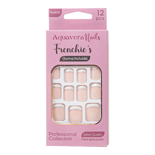 Aquavera Nails Modelo French 4