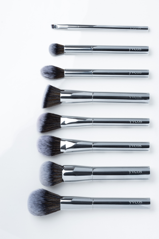 Yv Cosmetics Full Brush Set